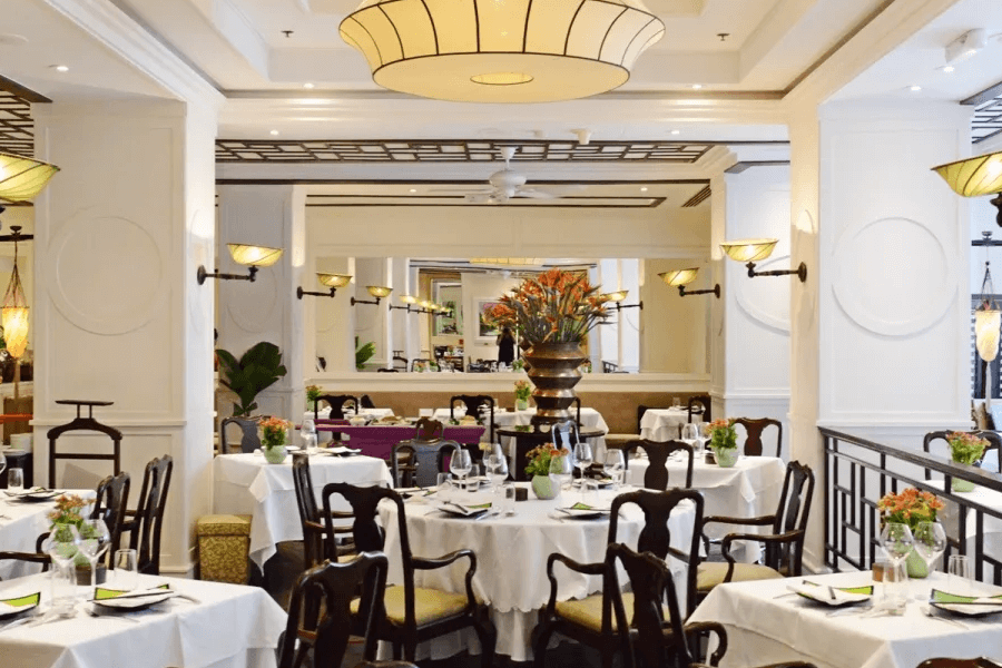 A Restaurant for Vietnam Luxury Cuisine