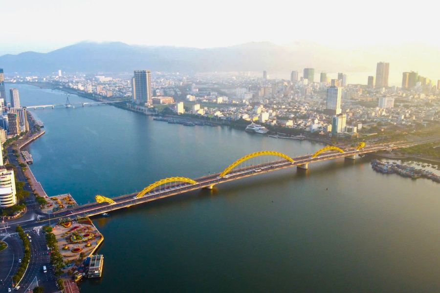 Da Nang city and river