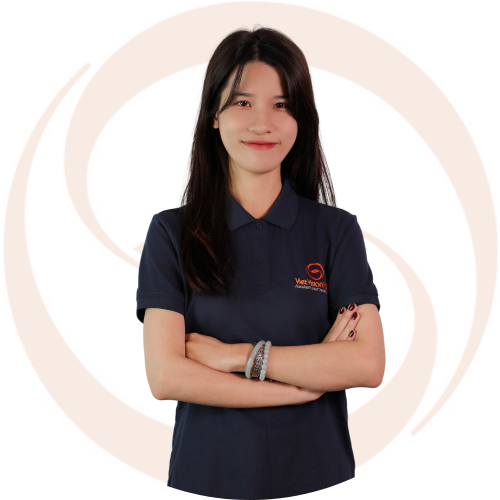 Tina Dinh - Vietnam Luxury Tours Travel Expert