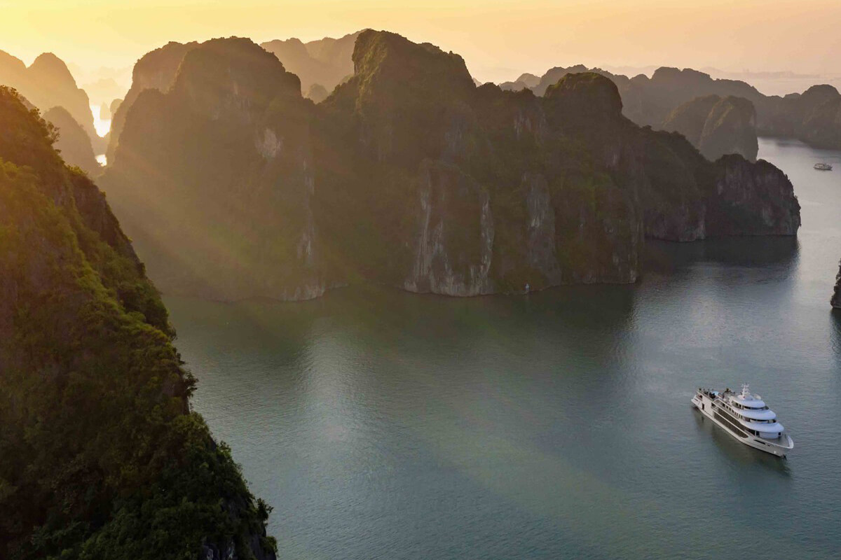Halong Bay - Vietnam Luxury Cruises
