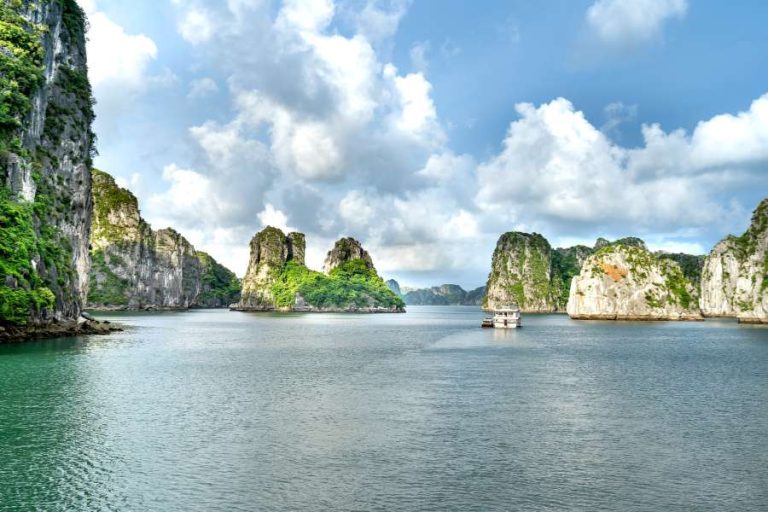 Halong karsts Vietnam luxury travel