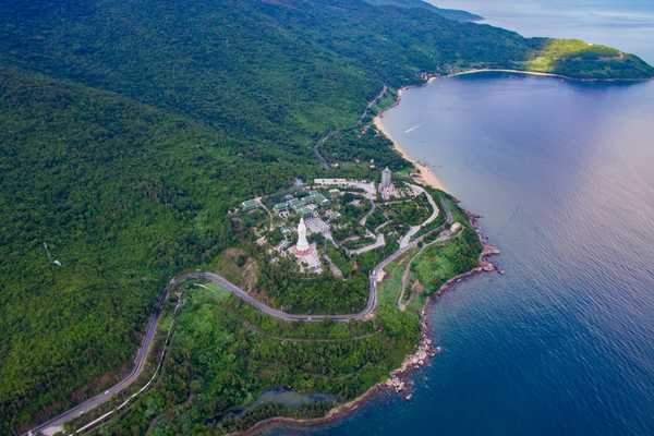 Linh Ung Pagoda Danang vietnam luxury travel