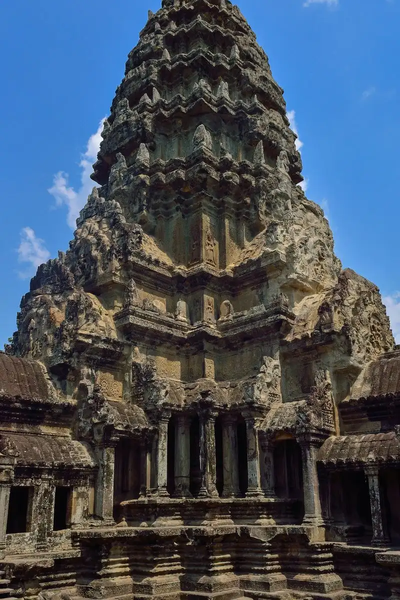 Luxury Southeast Asia tours exploring Angkor temples in Cambodia at sunrise