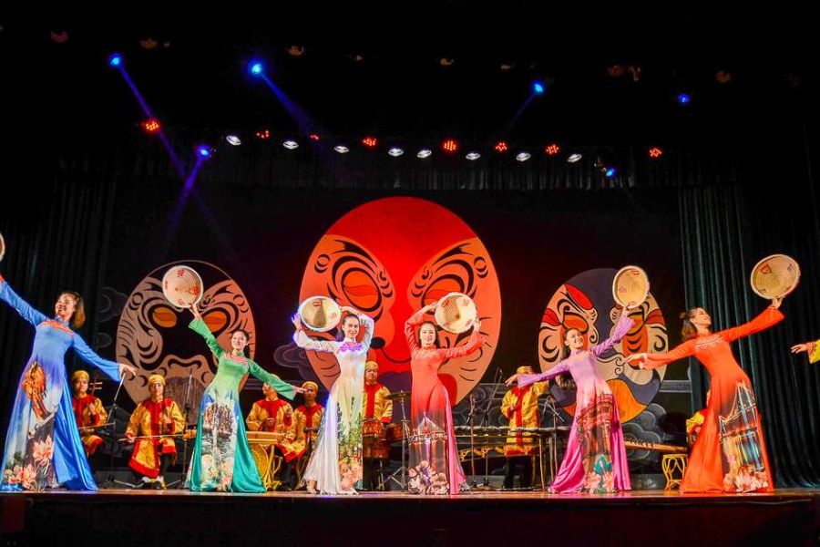 Private Music & Dance Performances for Luxury Vietnam Tours