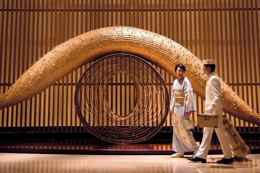 Travel to Tokyo - Contemporary Luxury