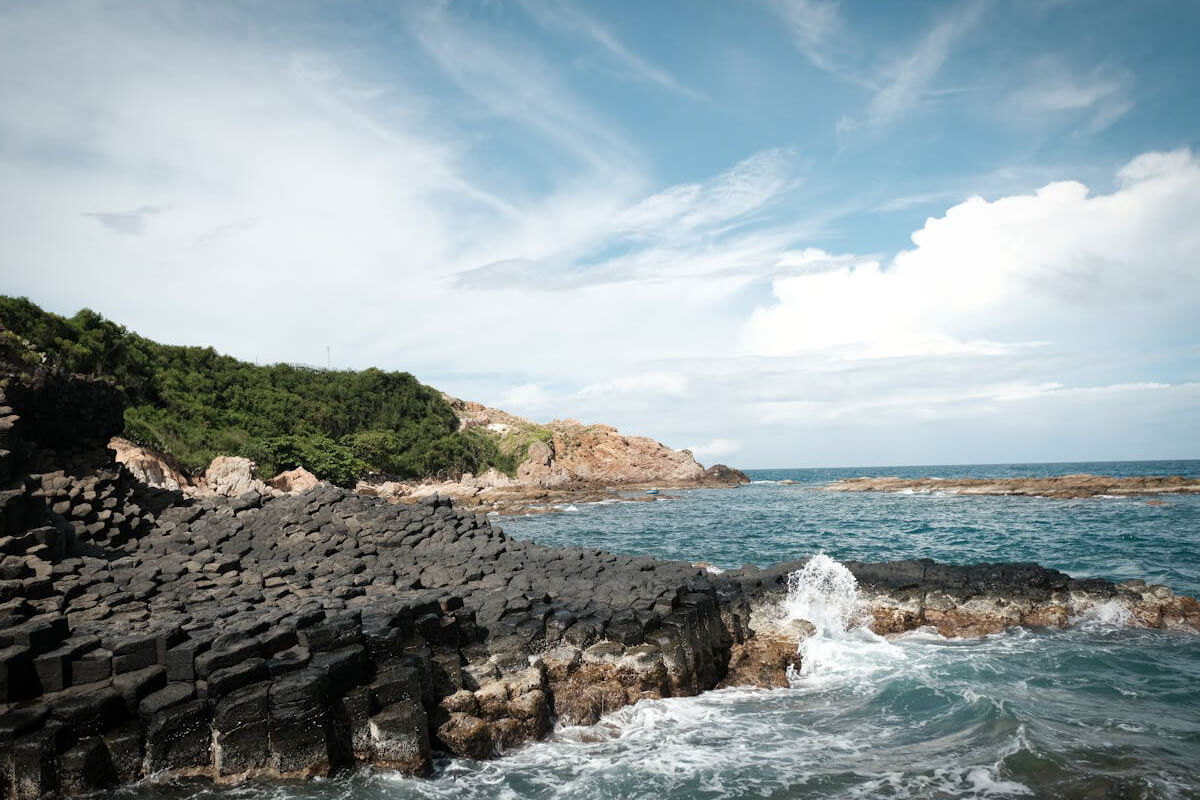 Vietnam-Beach-Vietnam-tour-packages-1.jpg