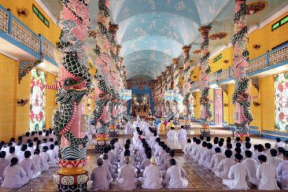 cao dai temple in tay ninh