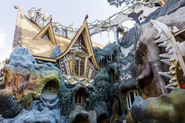 explore crazy house in dalat