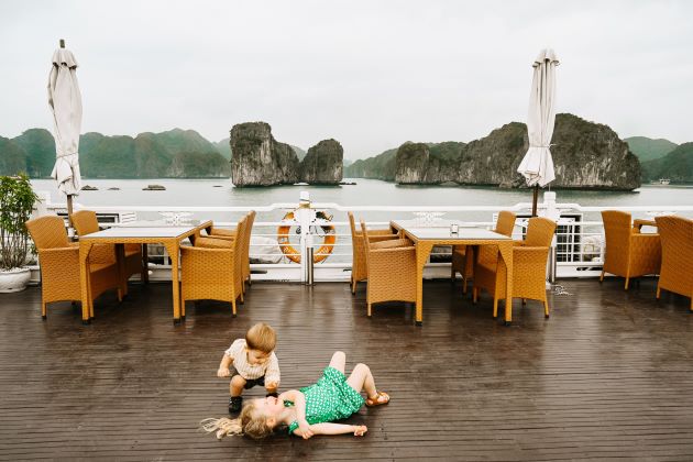 halong bay travel with kids