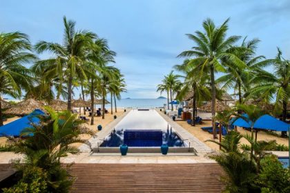 hoi an luxury beach resort for honeymoon package