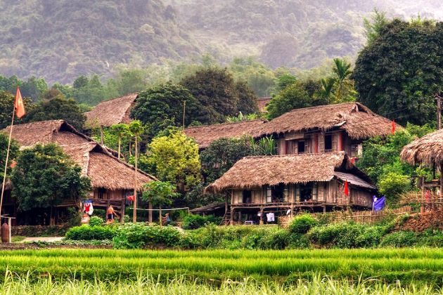 lac village in mai chau