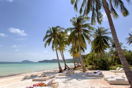 long beach in phu quoc island