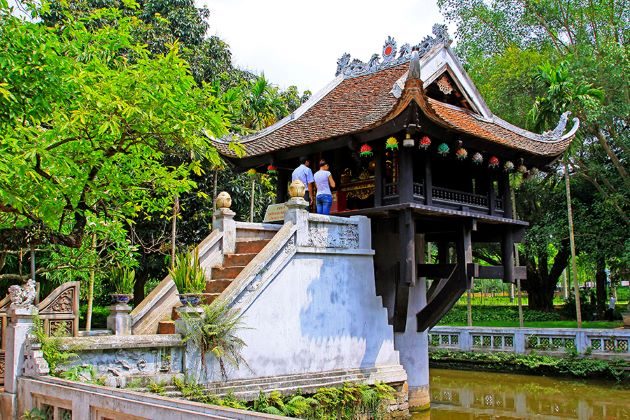 one pillar pagoda in hanoi