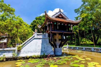 one pillar pagoda in hanoi