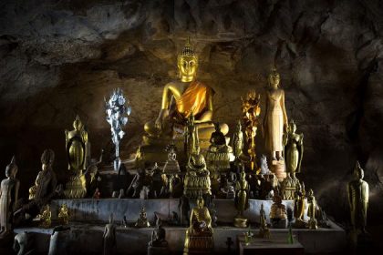 pak ou cave in luang prabang