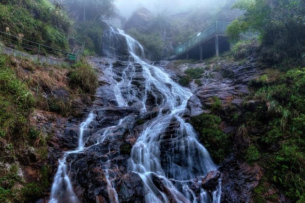 silver waterfall in sapa lao cai