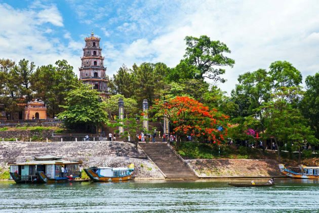 thien mu pagoda in hue