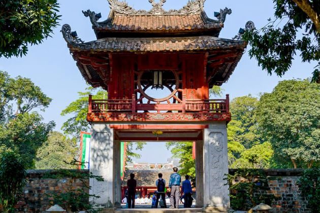 visit temple of literature in hanoi